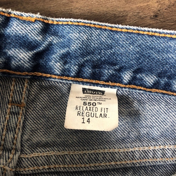 Levi's Shorts - Picture 4 of 6